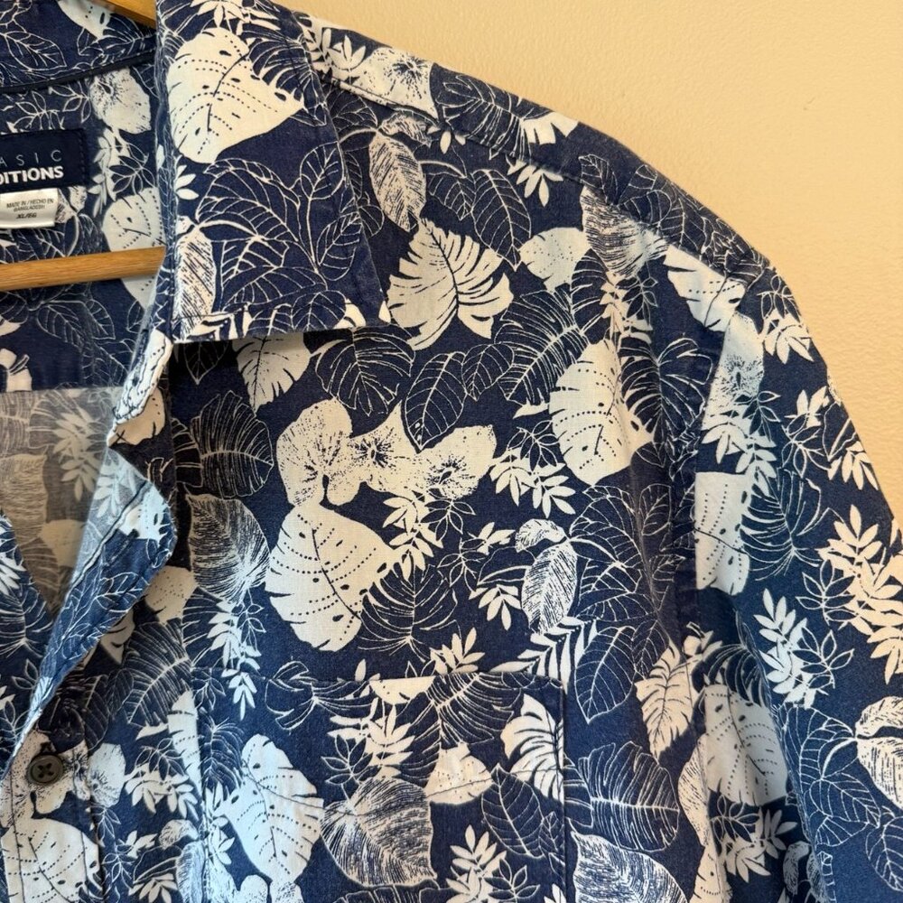 Men’s Tropical Floral Shirt Blue Short Sleeve XL Hawaiian Style Button Up